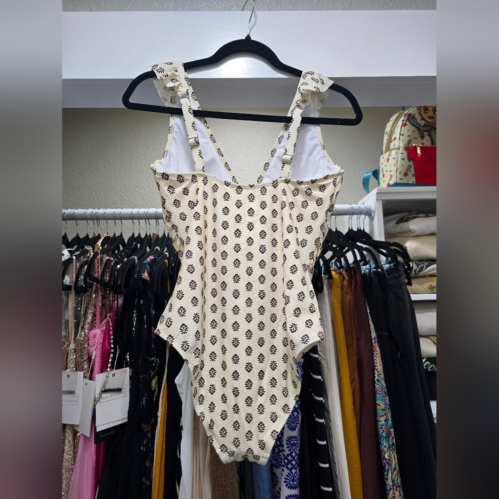 Cupshe Cream and Brown One Piece Swimsuit with Ruffle Accents - Picture 6 of 9
